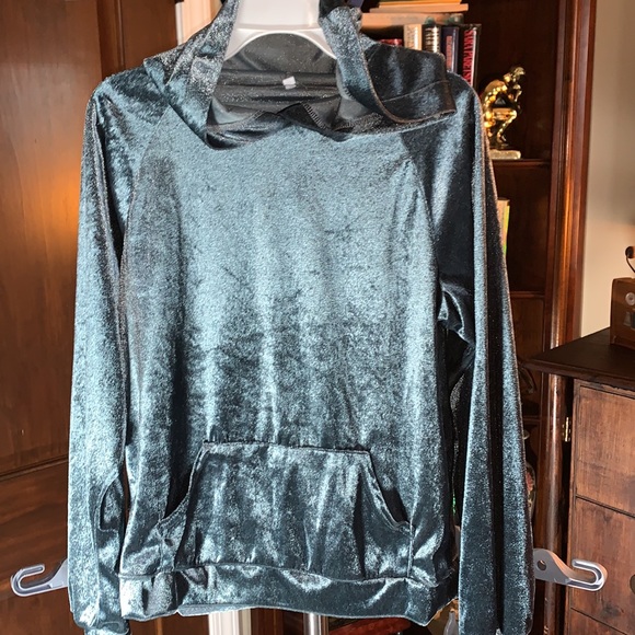 Teal Velvet Hoodie Size S/M NWOT - Picture 2 of 4